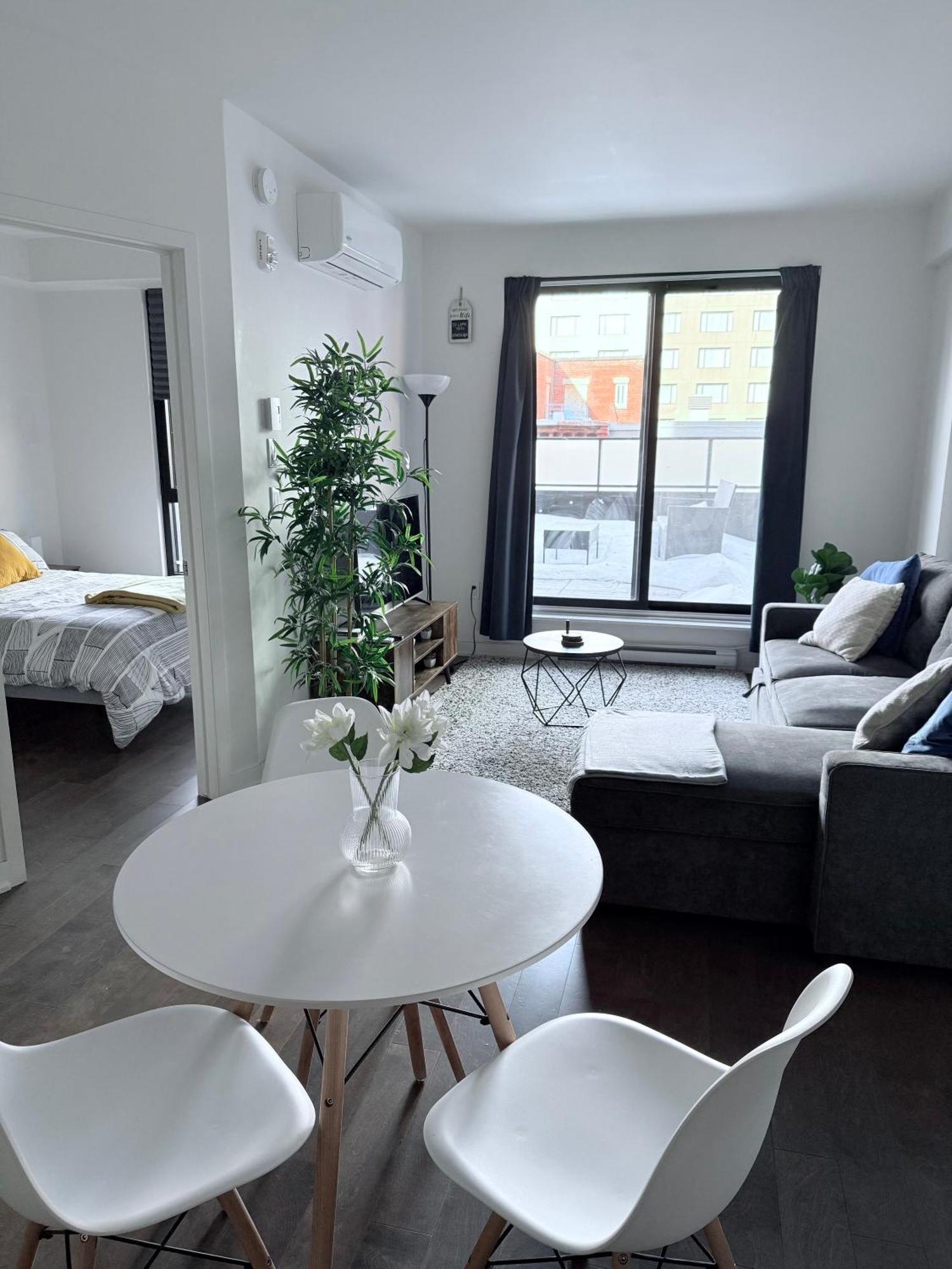 Condo In The Heart Of Downtown Μόντρεαλ Εξωτερικό φωτογραφία